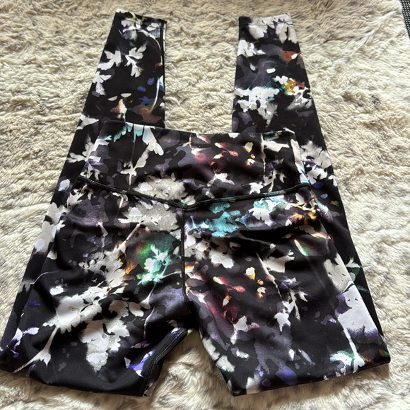 EUC Nike Dri fit full length leggings size XS - Picture 5 of 8